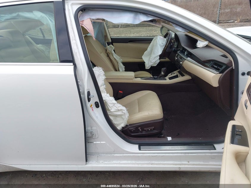 2016 Lexus ES