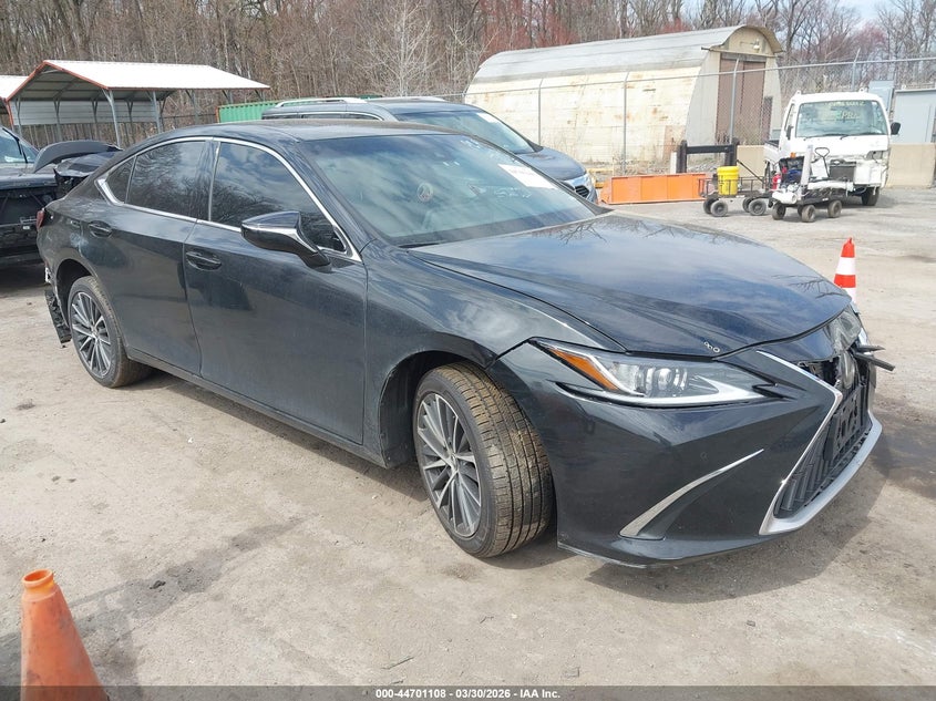 2023 Lexus ES