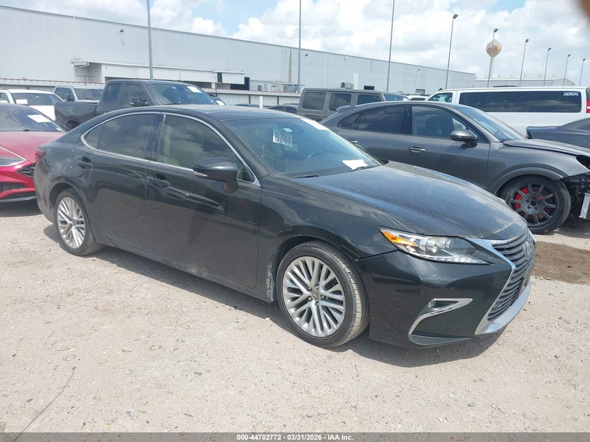2016 Lexus ES