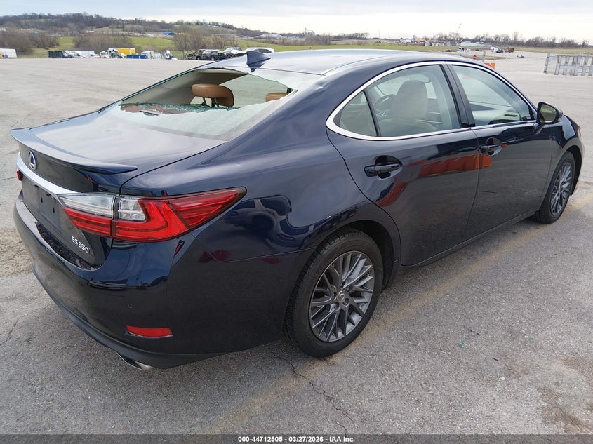 2018 Lexus ES
