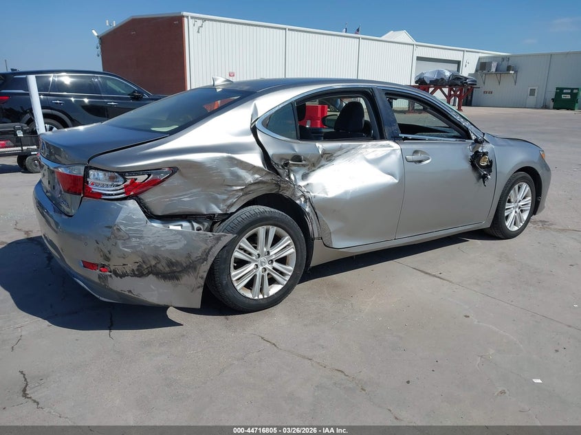 2015 Lexus ES
