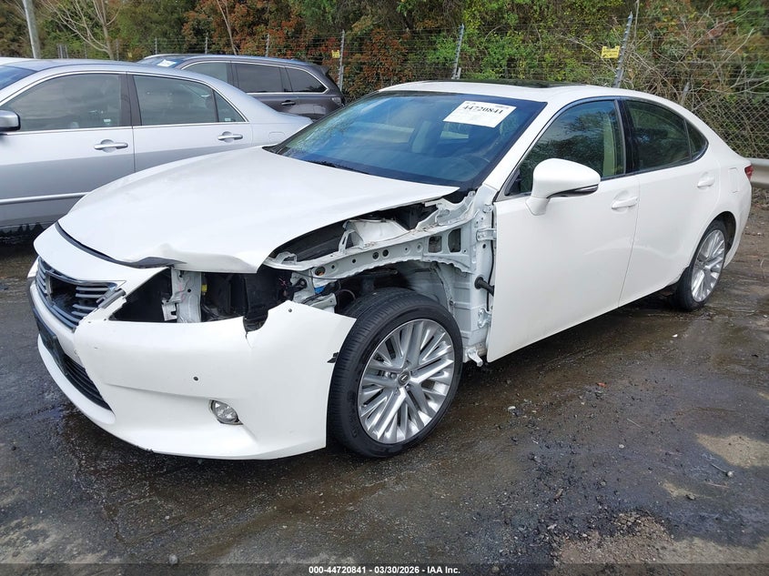 2015 Lexus ES