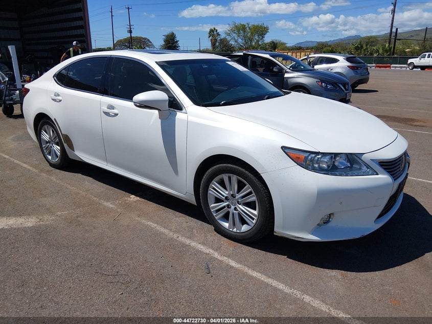 2015 Lexus ES