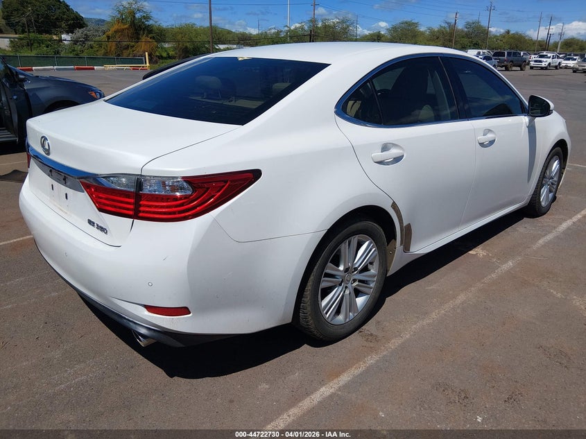 2015 Lexus ES