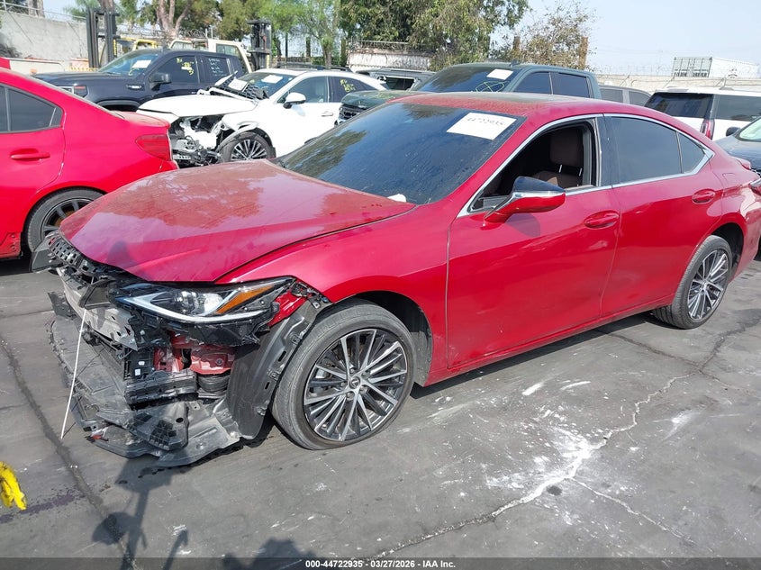 2025 Lexus ES