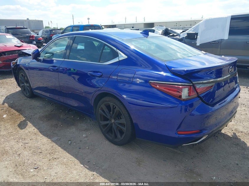 2022 Lexus ES