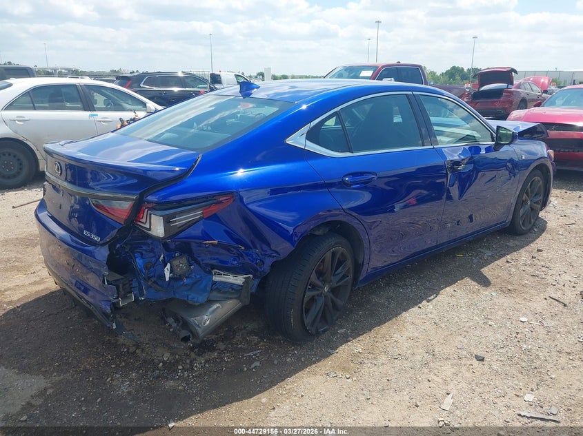 2022 Lexus ES