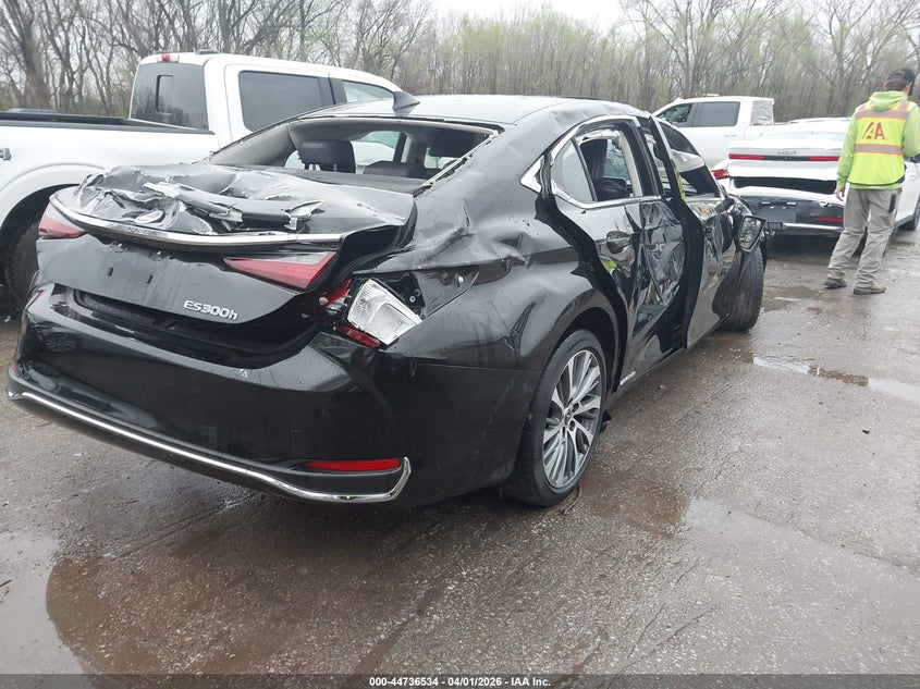 2019 Lexus ES