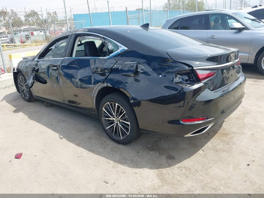 2025 Lexus ES