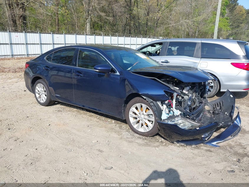 2015 Lexus ES