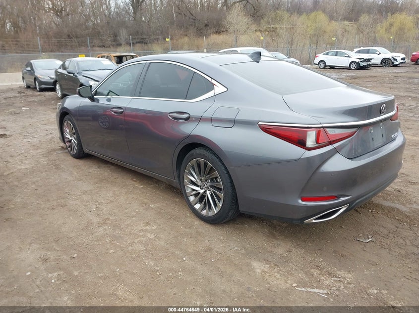2019 Lexus ES