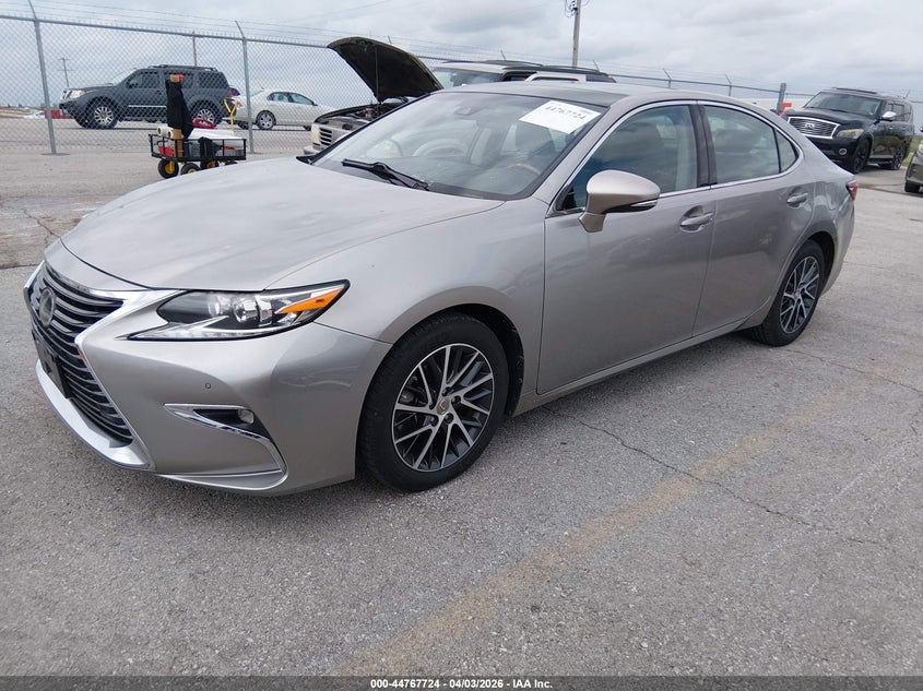 2017 Lexus ES