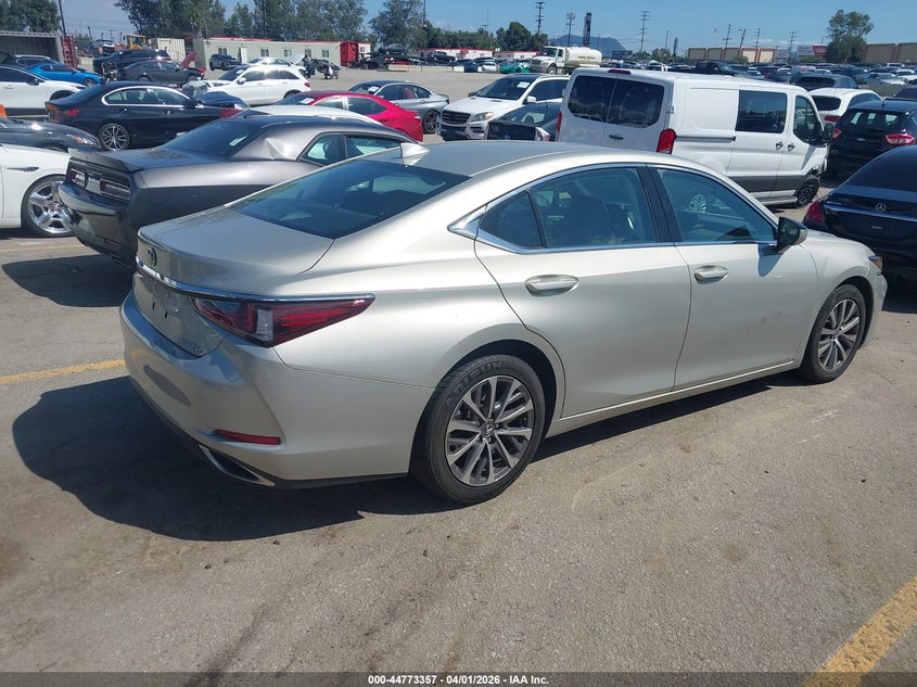 2019 Lexus ES