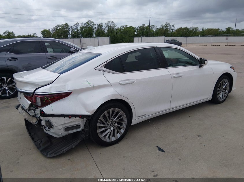 2020 Lexus ES