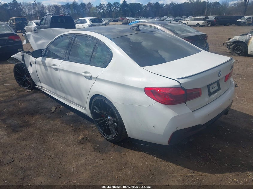 2023 BMW M5
