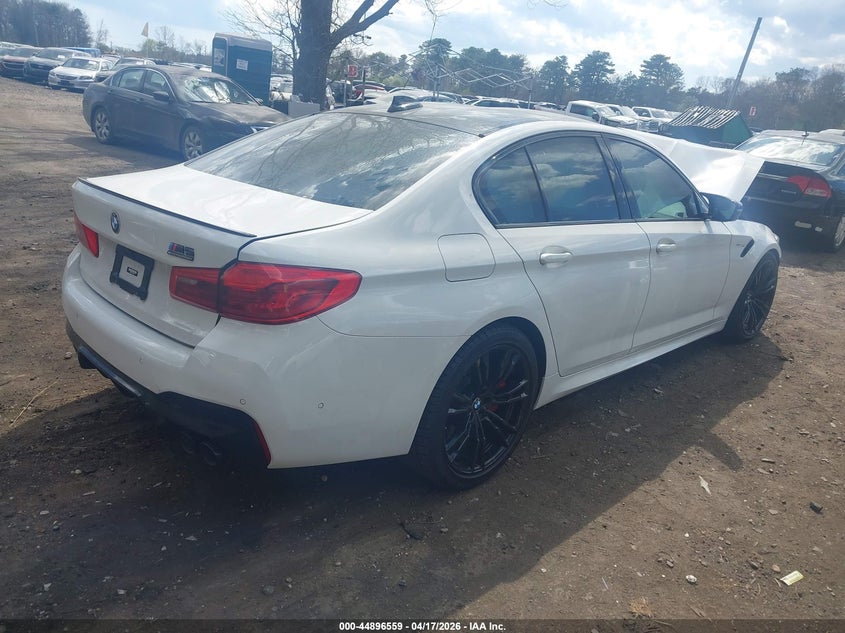 2023 BMW M5
