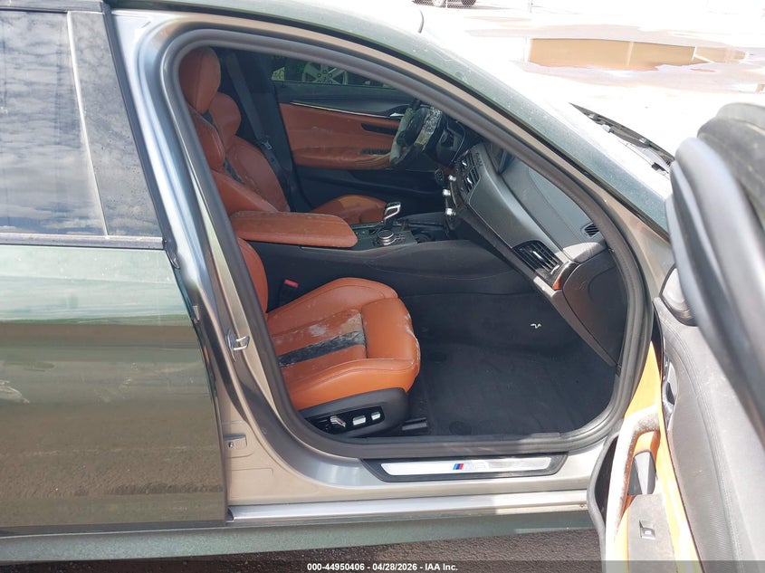 2021 BMW M5